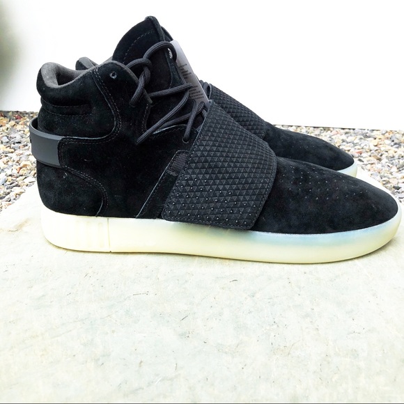 adidas tubular invader black